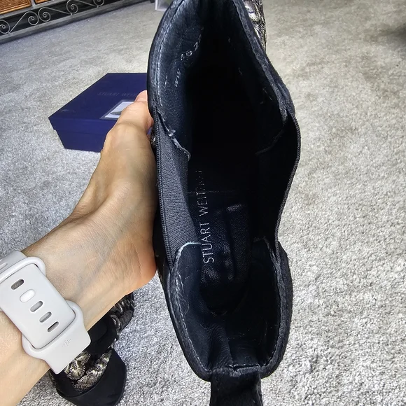 Stuart Weitzman Mediate Black Radiant Velvet Gold Sequins bootie Size 10 - Picture 15 of 17